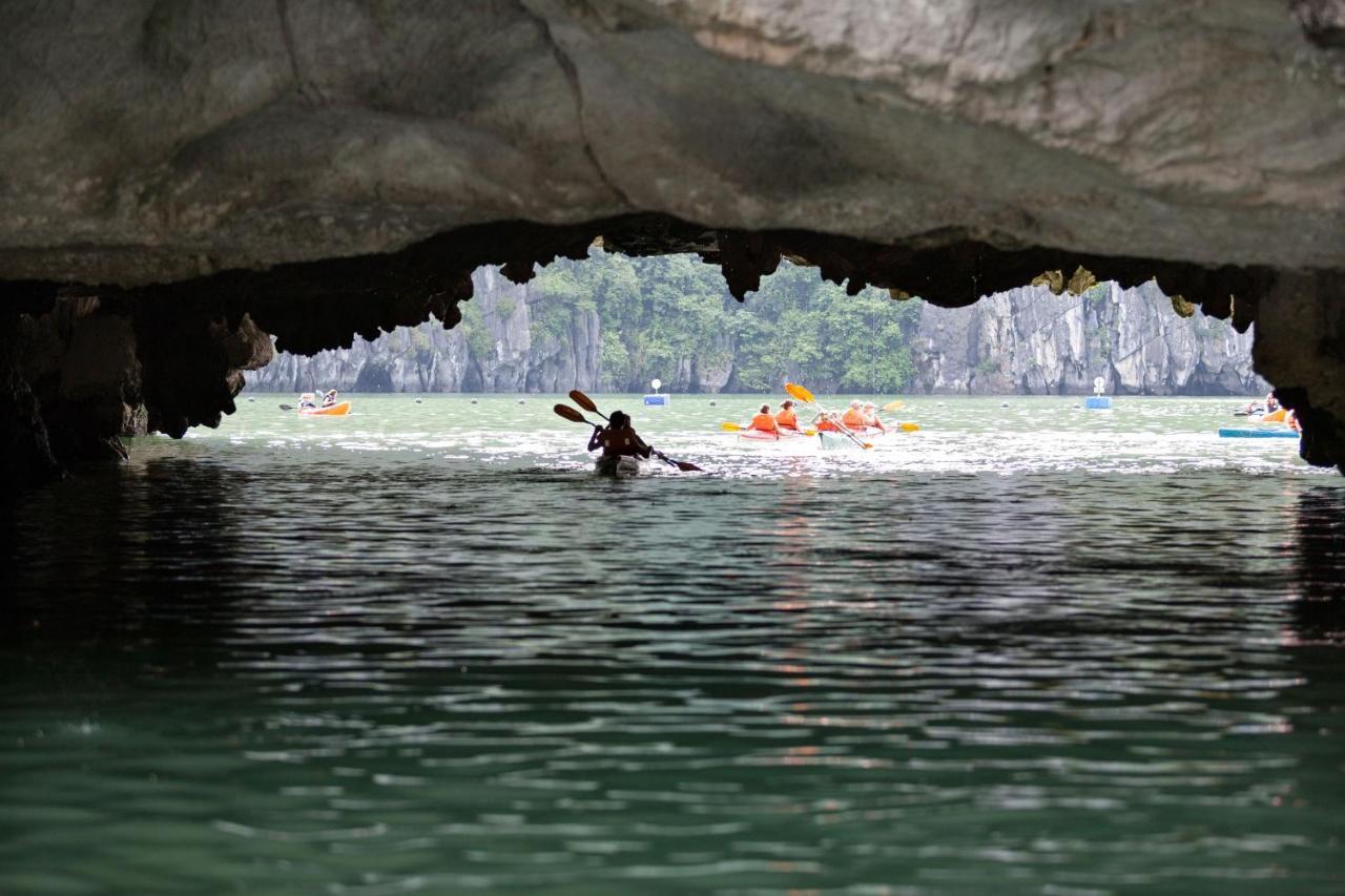 Peony Cruises Hotel Ha Long Buitenkant foto