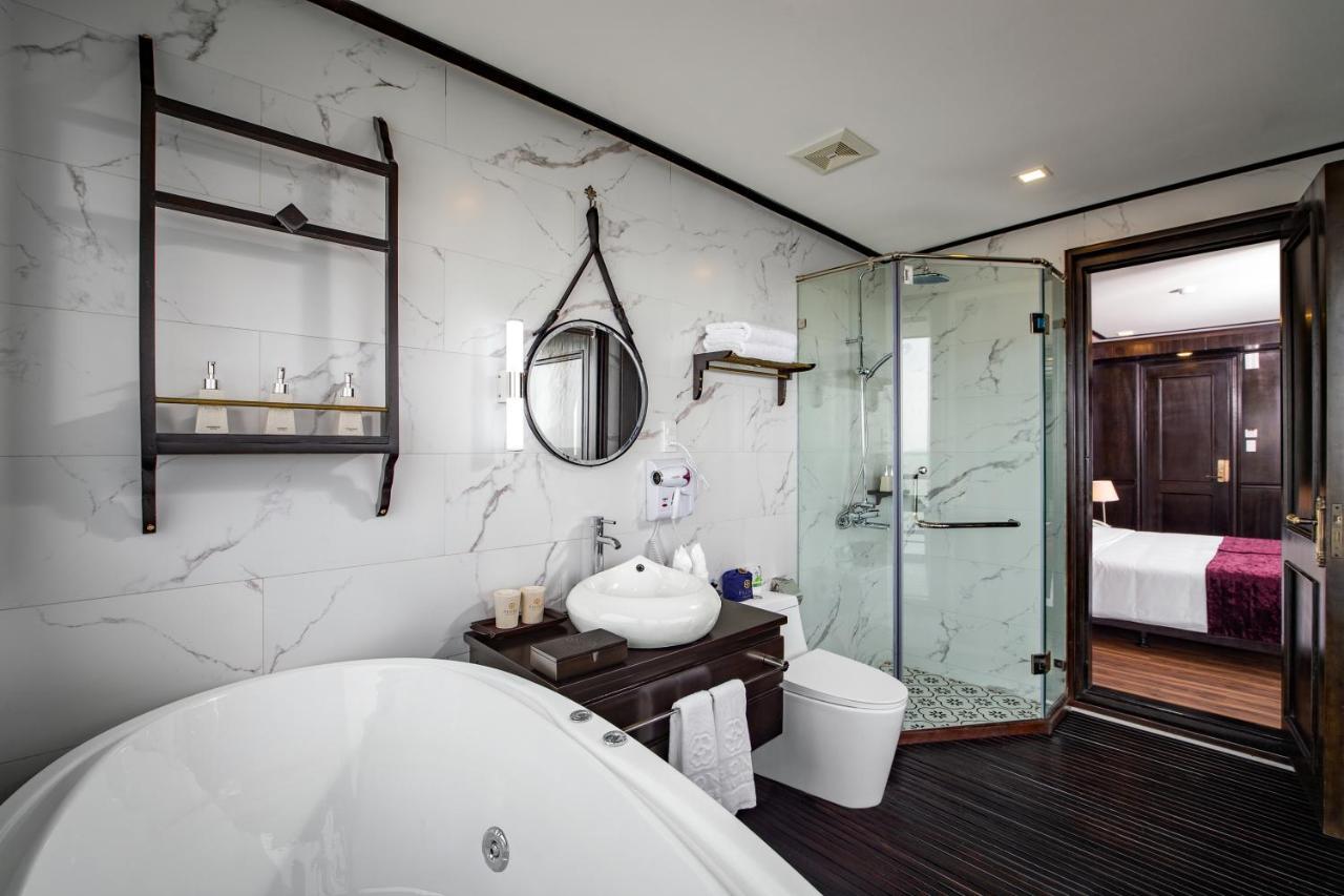 Peony Cruises Hotel Ha Long Buitenkant foto